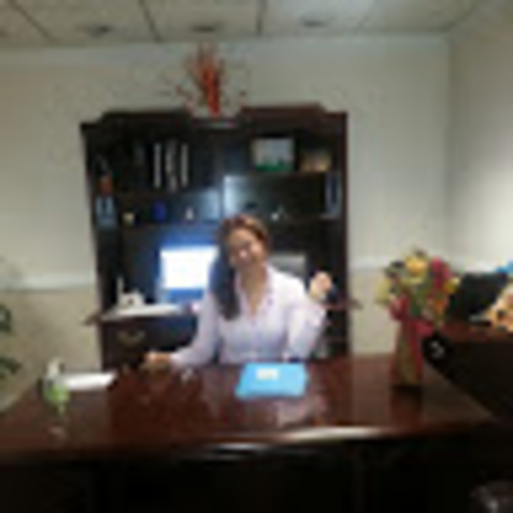 Meet your Posher, Raquel